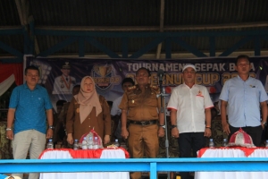 Wakil Gubernur Sulawesi Tengah Buka Turnamen Sepak Bola Gubernur Cup Berani 2026 di Desa Bambalemo
