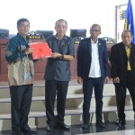Rapat Paripurna DPRD Kabupaten Parigi Moutong Dengan Agenda Laporan Reses Anggota DPRD Kabupaten Parigi Moutong Masa Persidangan I Tahun Sidang 2025-2026