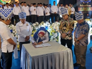 Pengurus KADIN Parigi Moutong Resmi Dilantik, Bupati Tekankan Kolaborasi dan Penguatan Ekonomi Lokal