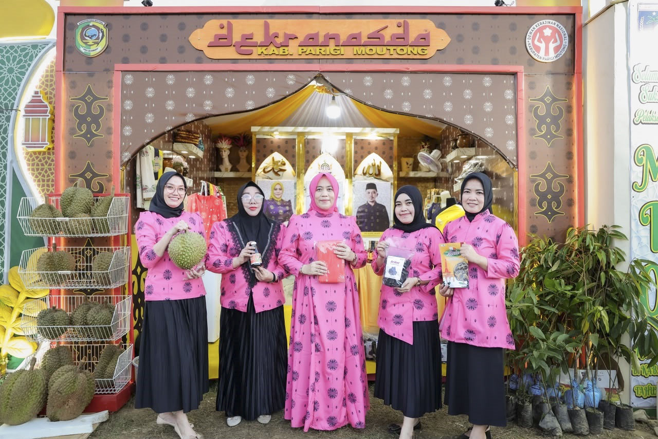 Dekranasda Parigi Moutong Tampilkan Produk Unggulan UMKM di Pameran MTQ Sulawesi Tengah