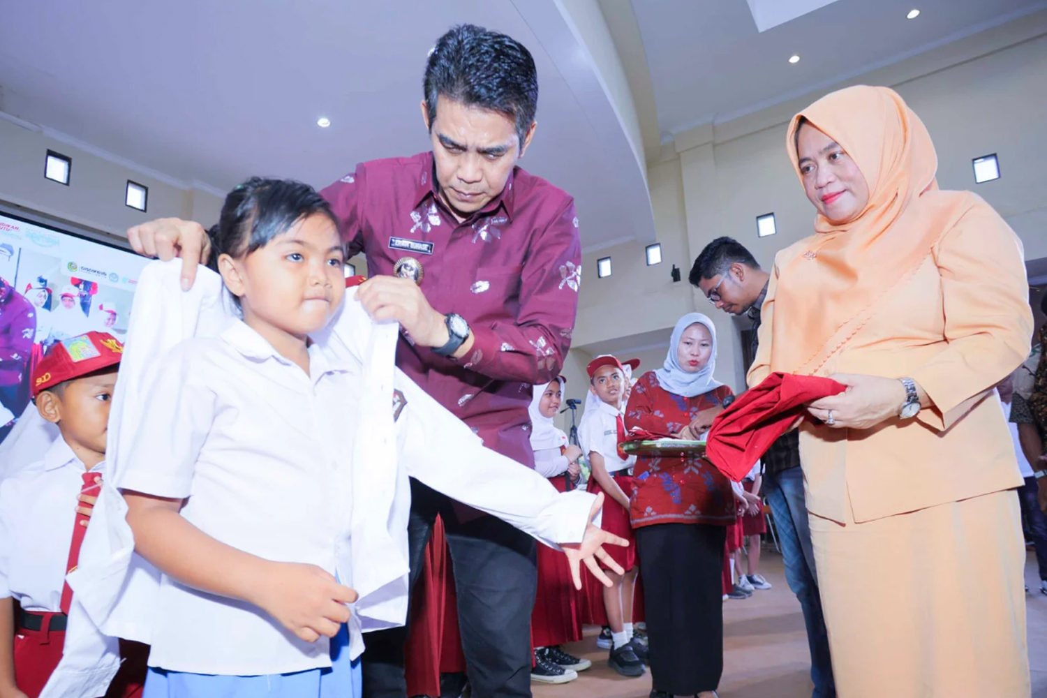 Disdikbud Parigi Moutong Evaluasi Program Seragam Sekolah Gratis Jelang Tahun Ajaran Baru